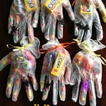 halloween-trick-or-treat-bags-plastic-gloves